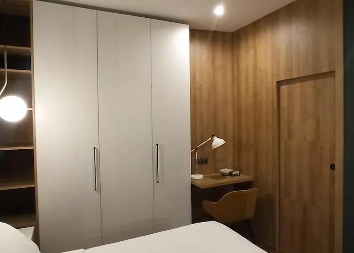 Magnifica Vivienda A Estrenar Junto A Plaza Espana